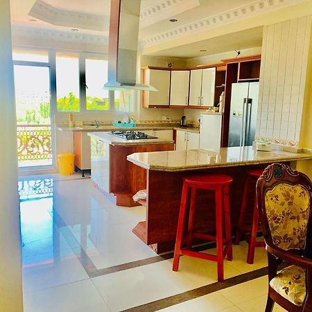 Masaki-Sea View 2-Bedroom Apt With Free Wi-Fi Νταρ ες Σαλάμ Εξωτερικό φωτογραφία